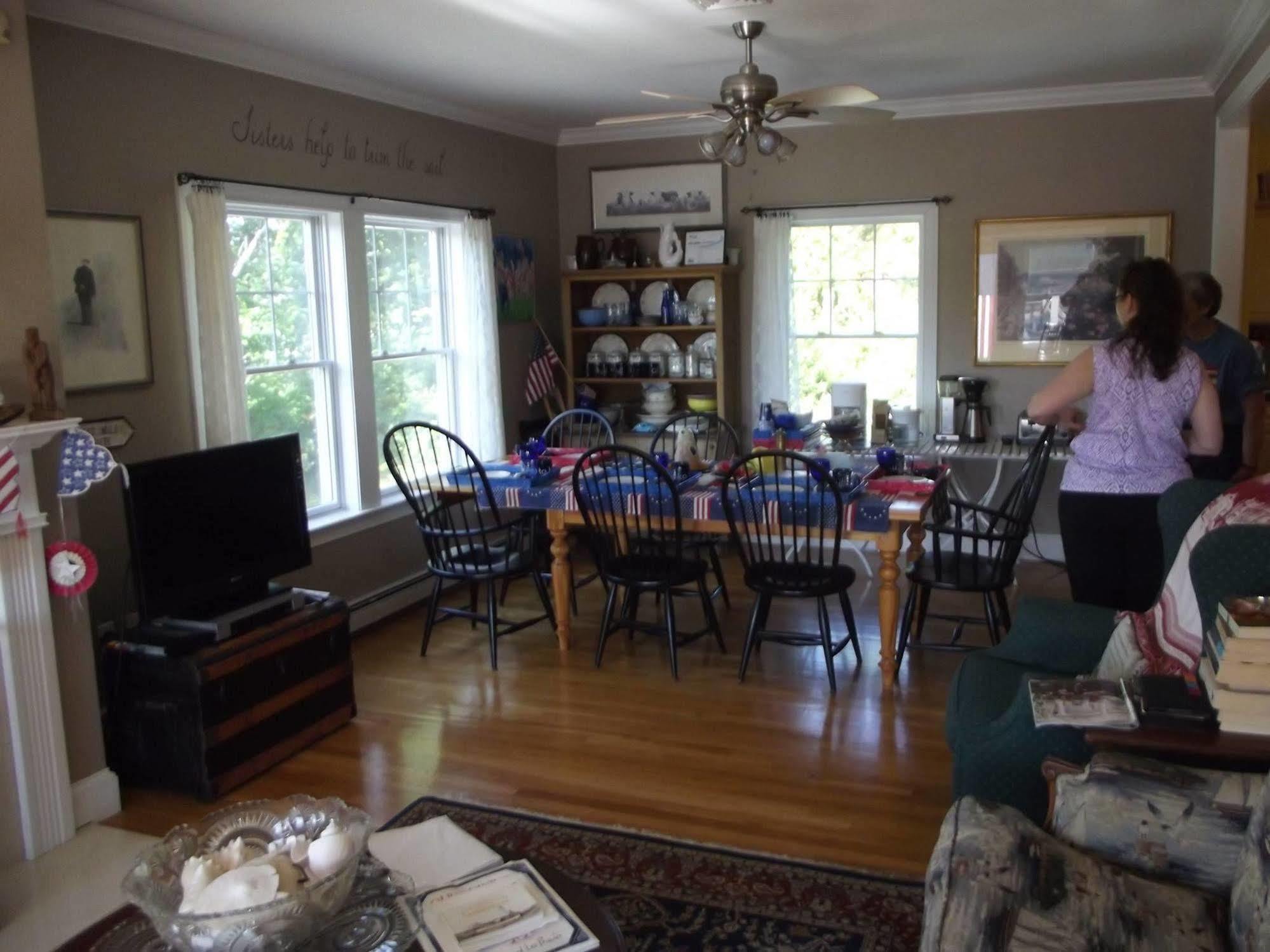 Josephine'S On The Bay Bed And Breakfast Hull Exterior foto