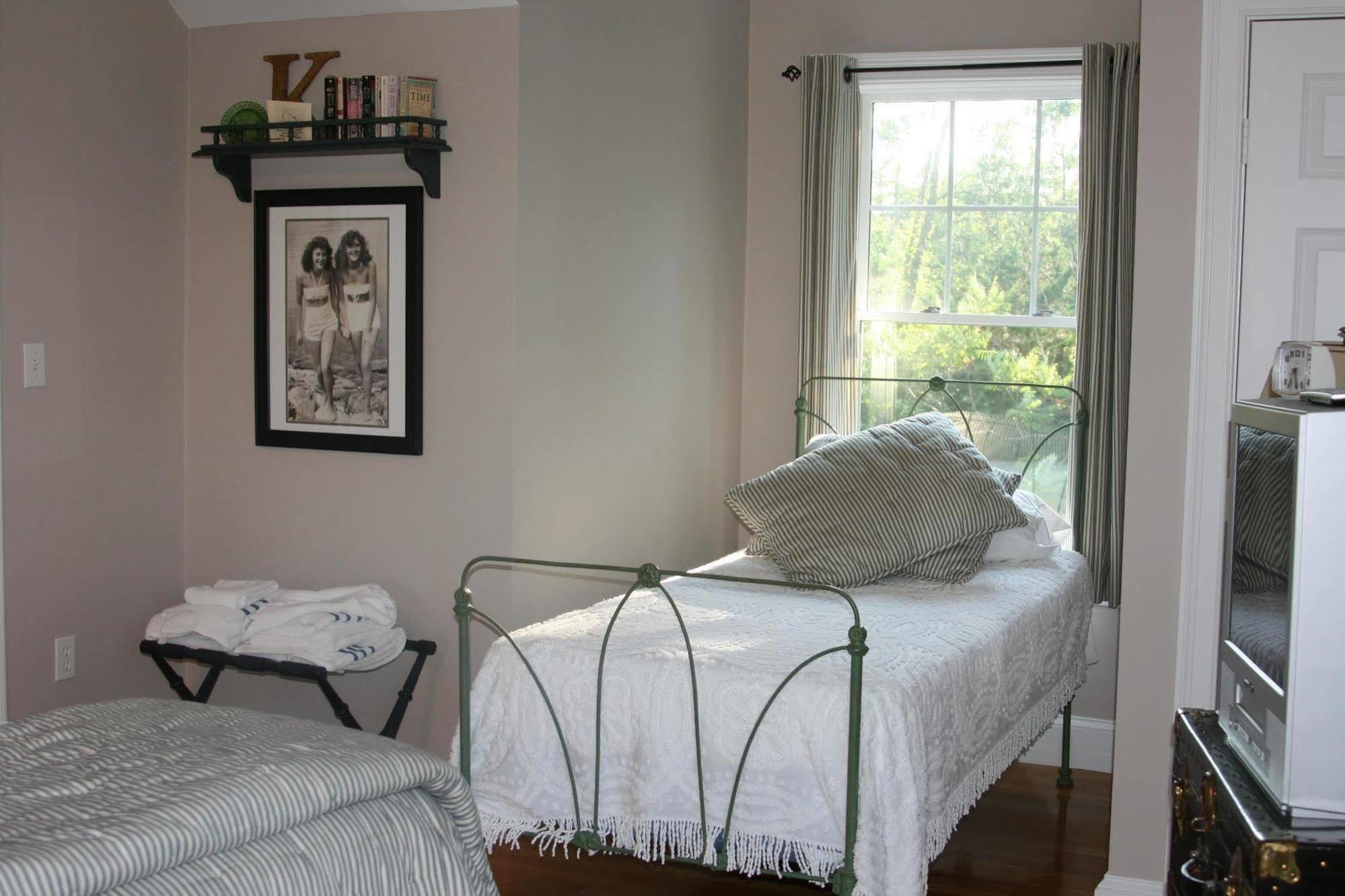 Josephine'S On The Bay Bed And Breakfast Hull Exterior foto